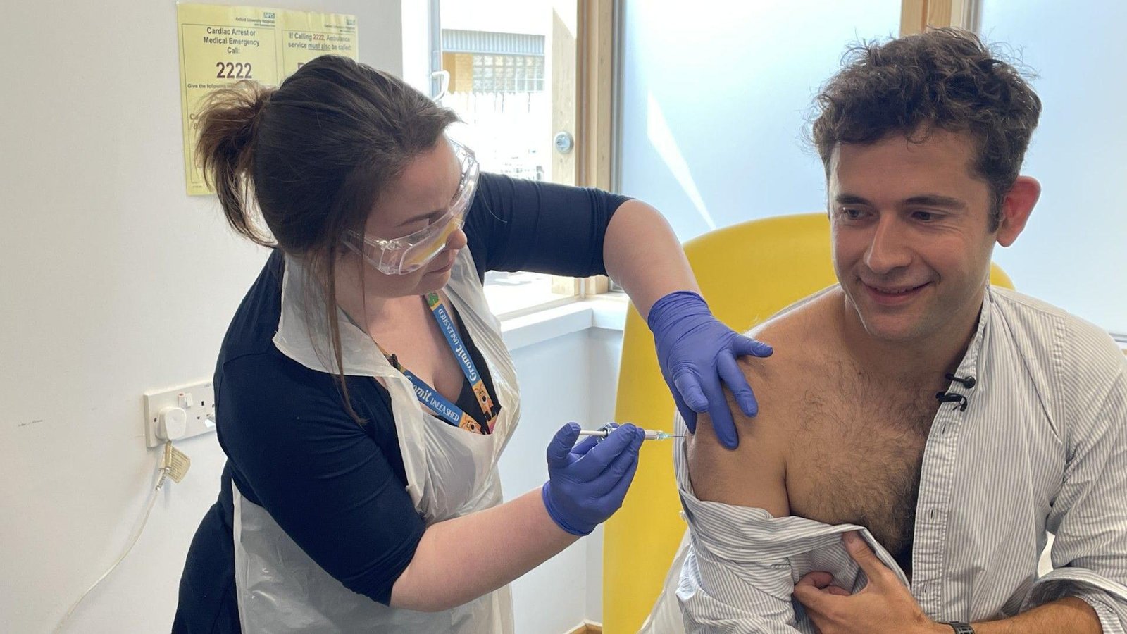First person gets new experimental vaccine for Ebola