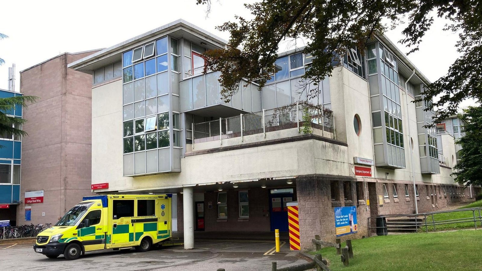 A&E to remain open as doctors' strike called off