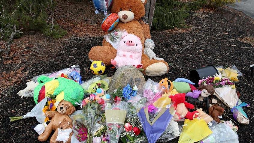 Lindsay Clancy begged for help before her children's killings, mother-in-law testifies
